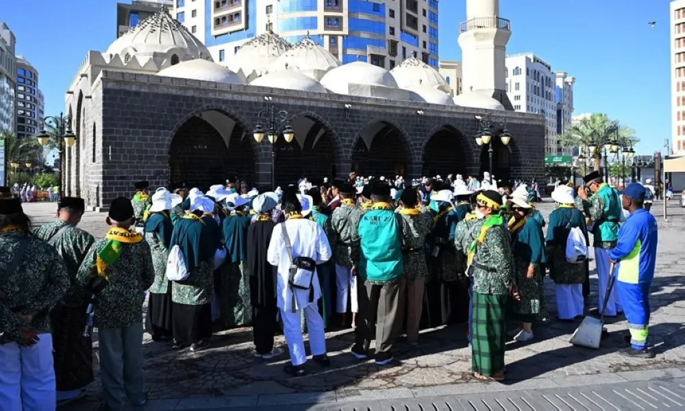 صلى النبي هناك. مسجد الغمامة معلم تاريخي مهم في المدينة المنورة